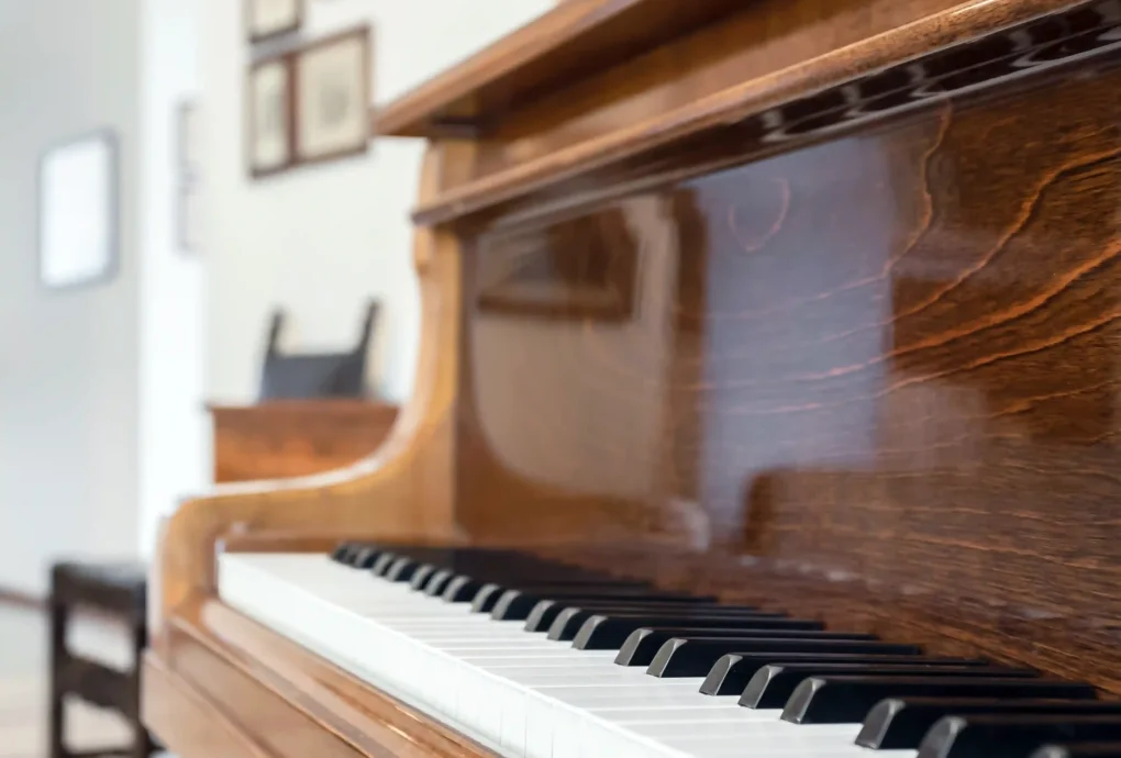 antique-piano-in-elegant-home-interior-setting-2026-09-23-06-57-34-utc